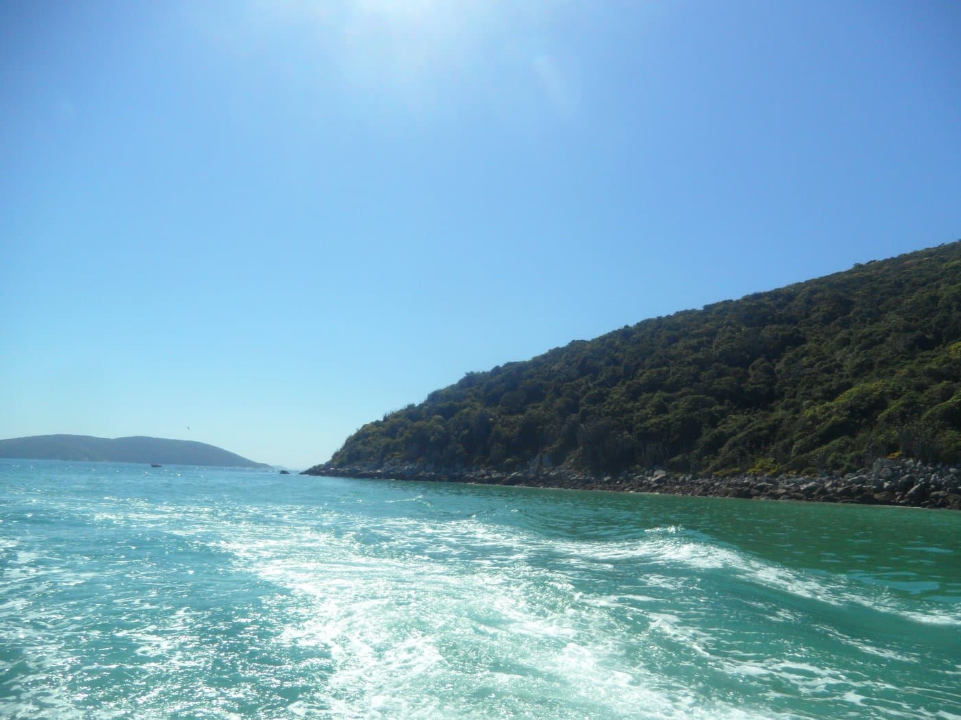 Passeio de barco e escuna em águas turquesas de Arraial do Cabo